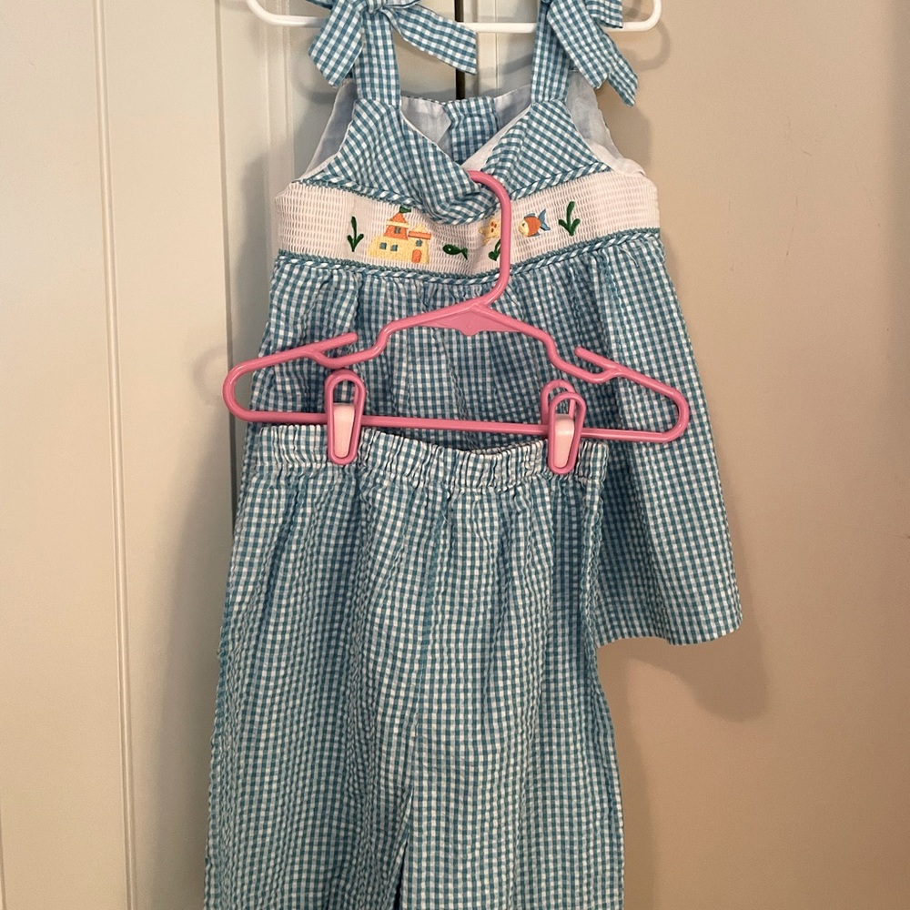 Girls Rare Editions short set size 6